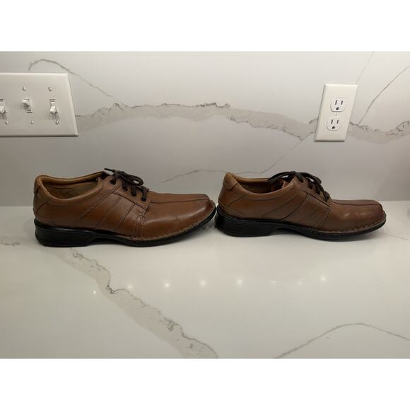 Clarks Mens Shoe’s 13 Toureg Vibe Comfort Oxford Leather Bicycle Toe Classic